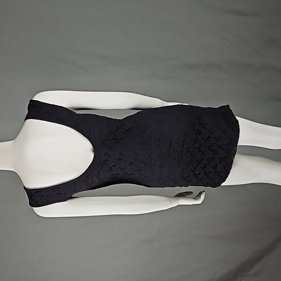 Zara TRF lace stretch dress - Picture 2 of 6